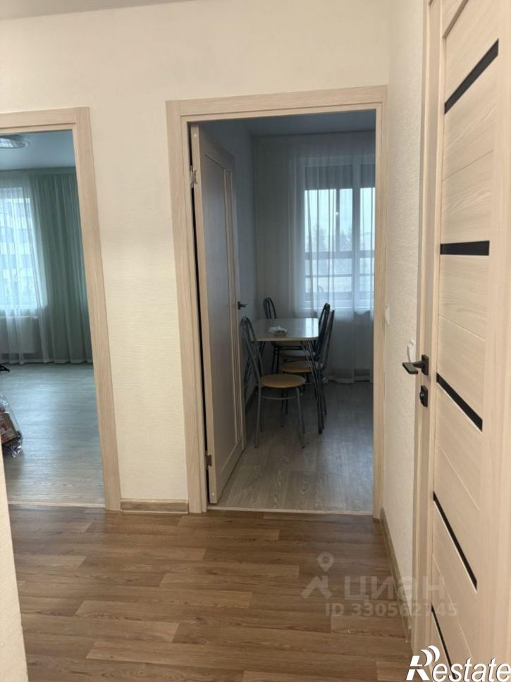 2-комн квартира ул Им В.С.Тарасова, 1,  д. 1