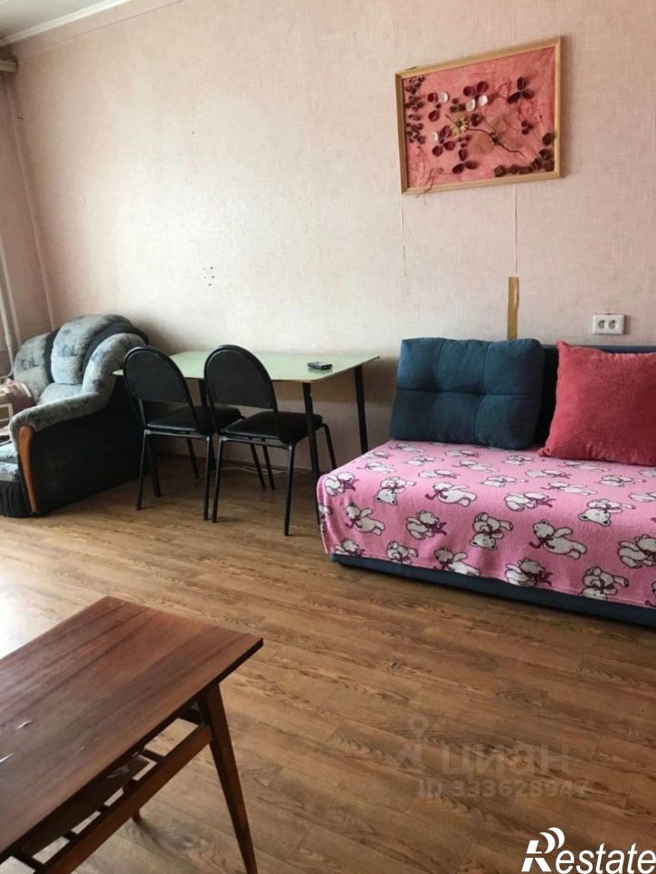2-комн квартира улица Холмогорова, 12,  д. 12