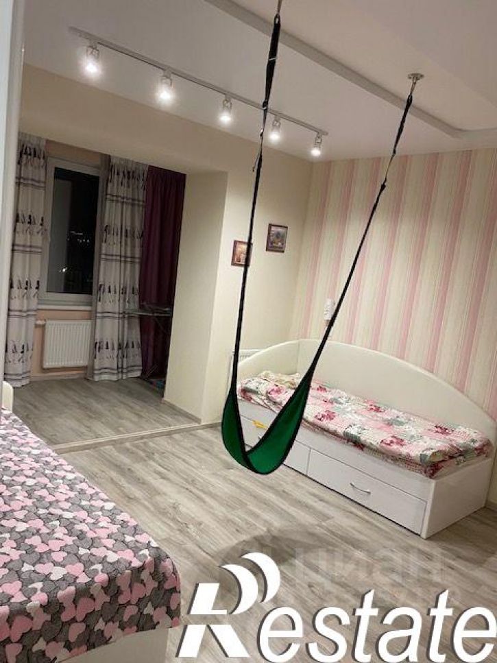 3-комн квартира улица Вадима Сивкова, 273,  д. 273