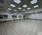 офис 104 кв м, этаж 1/1 Пойма улица, 11